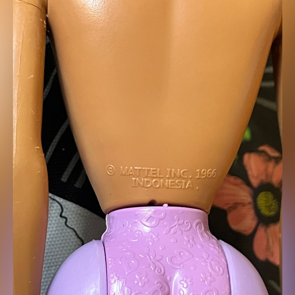 Barbie African-American, ballet doll with gorgeous vintage dress. - Picture 7 of 11